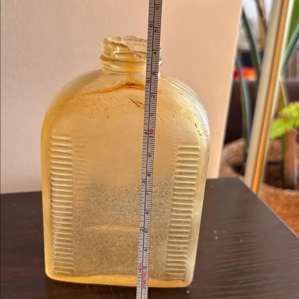🎀Vintage🎀 1940s/50s Square Ribbed Bottle Found In The Sea